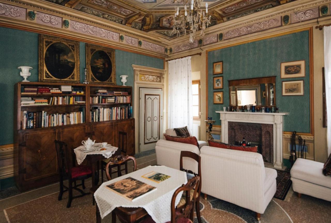 Villa Moris Bed And Breakfast Tavarnelle Val di Pesa Exterior photo