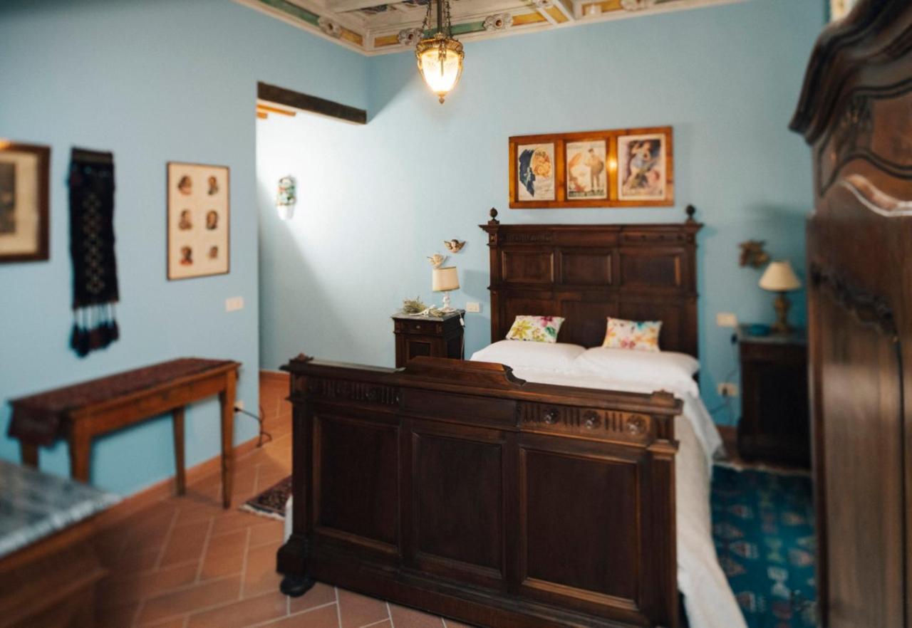 Villa Moris Bed And Breakfast Tavarnelle Val di Pesa Exterior photo