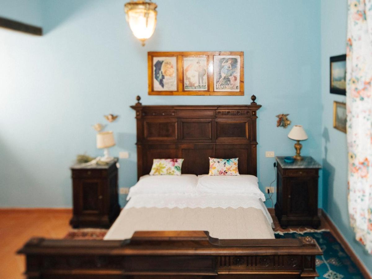 Villa Moris Bed And Breakfast Tavarnelle Val di Pesa Exterior photo